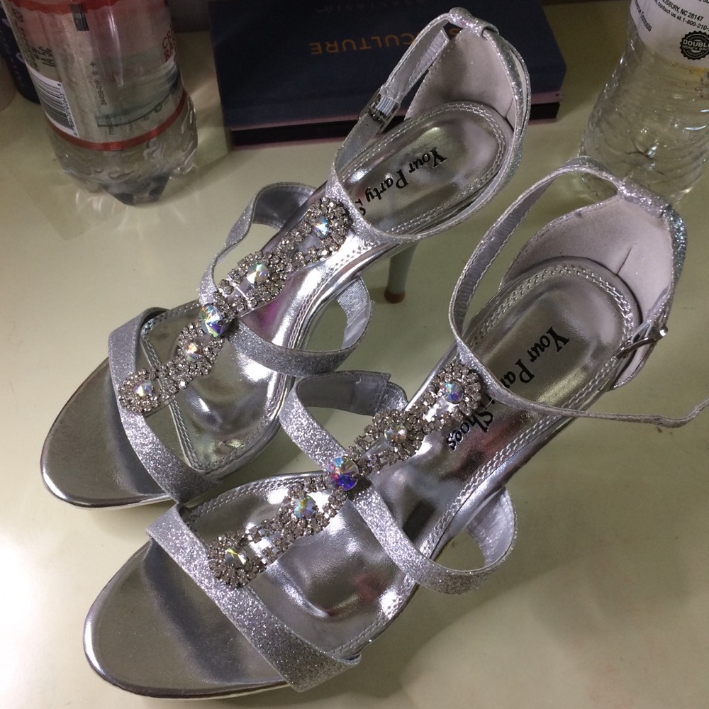 Silver Sparkle Prom/Pageant/Wedding Heels - 7 1/2